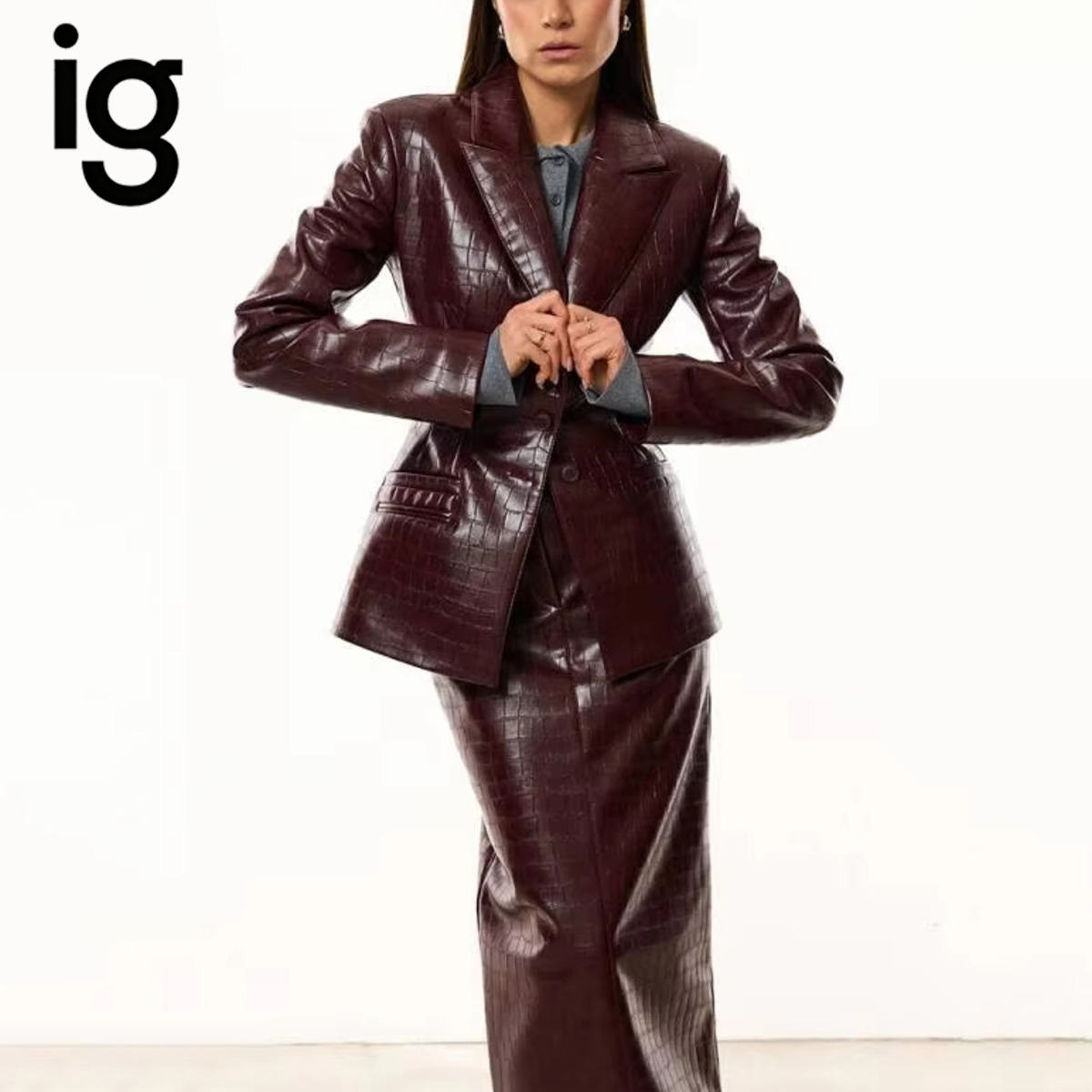 ชุดสูท 2 ชิ้นสำหรับผู้หญิง IG  - Formal Attire Woman บทวิจารณ์และราคา